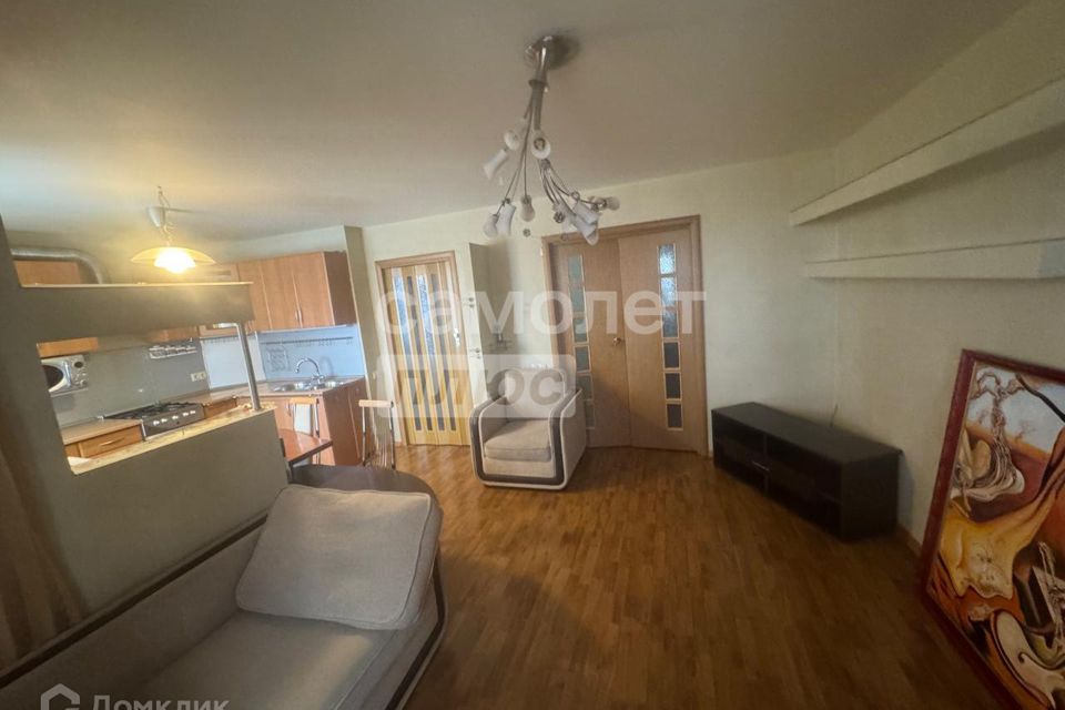 Продаётся 3-комнатная квартира, 61.1 м²