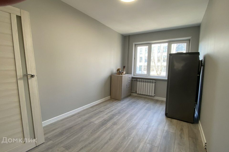 Продаётся 3-комнатная квартира, 56.7 м²