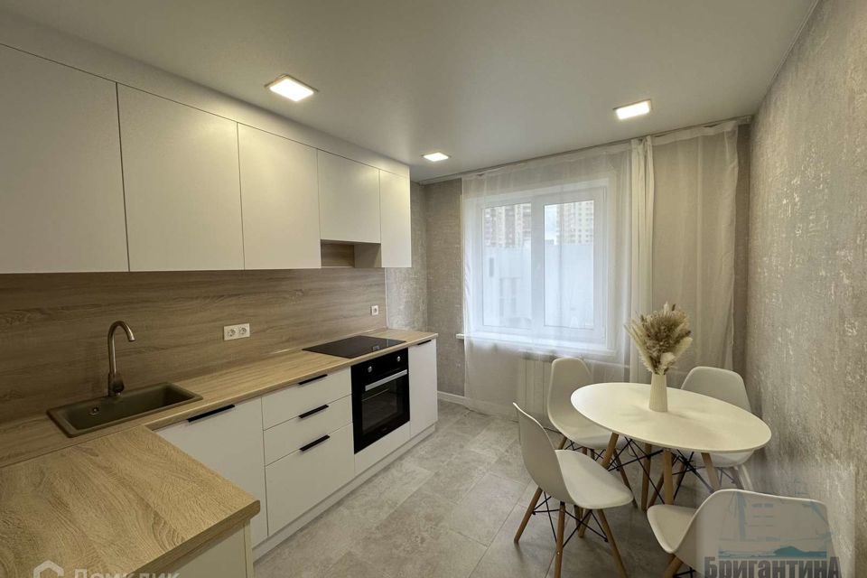 Продаётся 2-комнатная квартира, 52.7 м²