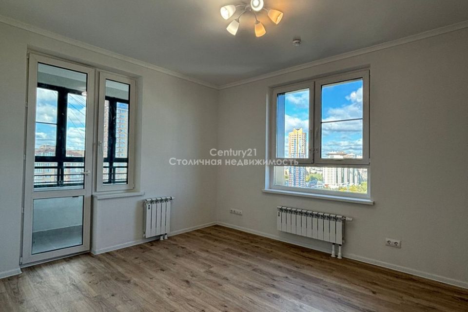 Продаётся 3-комнатная квартира, 70.2 м²