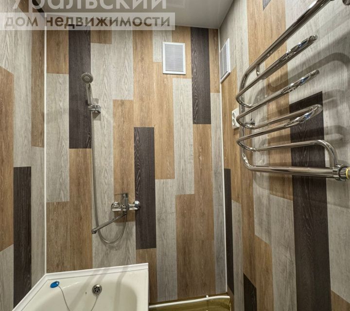 Продаётся 3-комнатная квартира, 52.1 м²