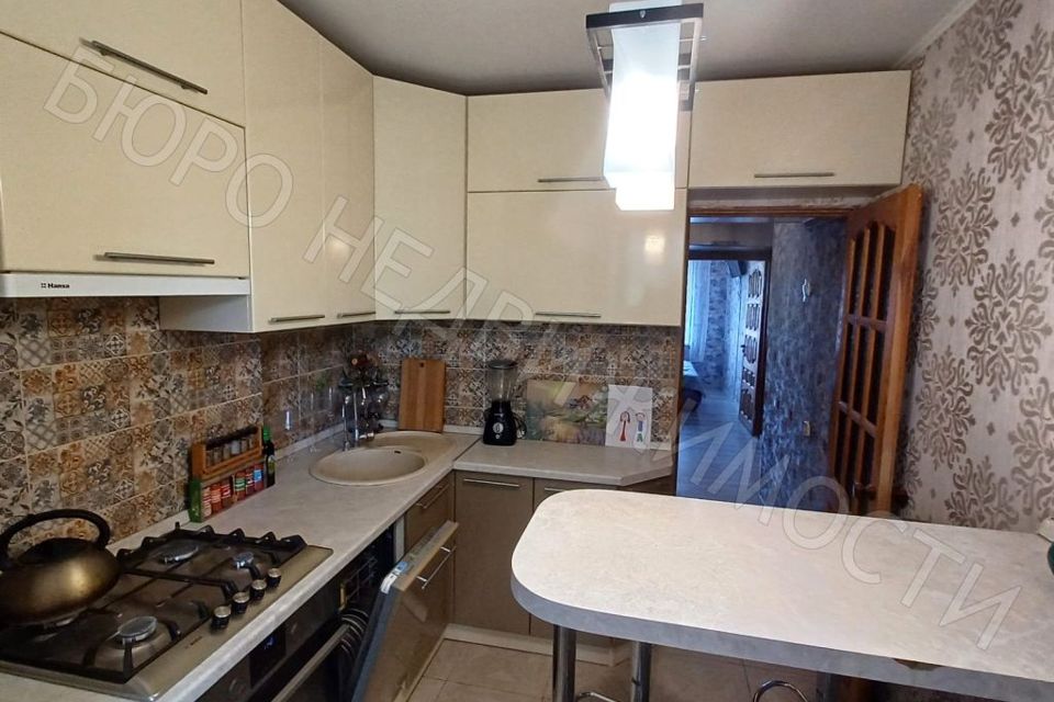 Продаётся 3-комнатная квартира, 61.7 м²
