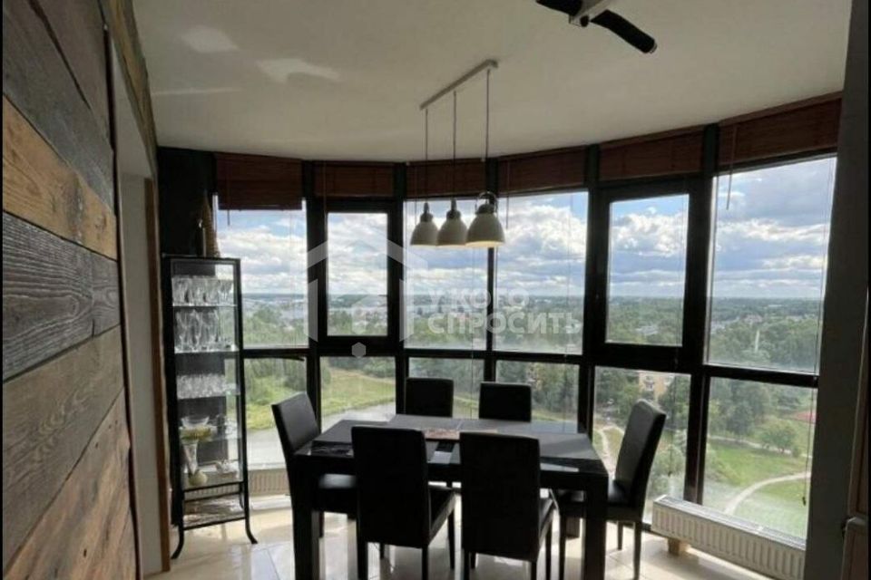 Продаётся 3-комнатная квартира, 87.8 м²
