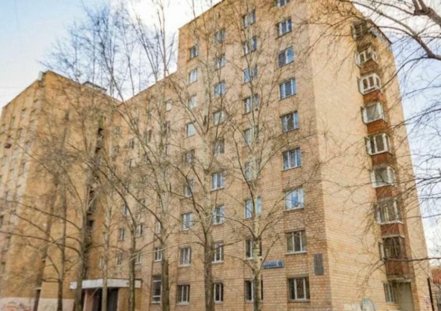 Продаётся комната в 1-комн. квартире, 13.2 м²