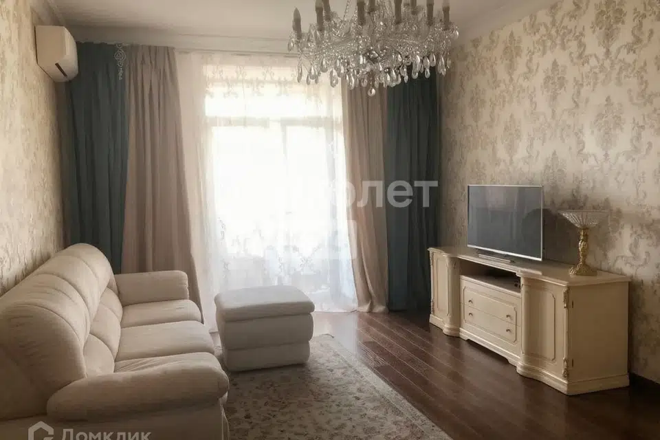 Продаётся 2-комнатная квартира, 74.5 м²