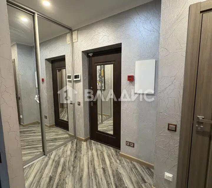 Продаётся студия, 60 м²