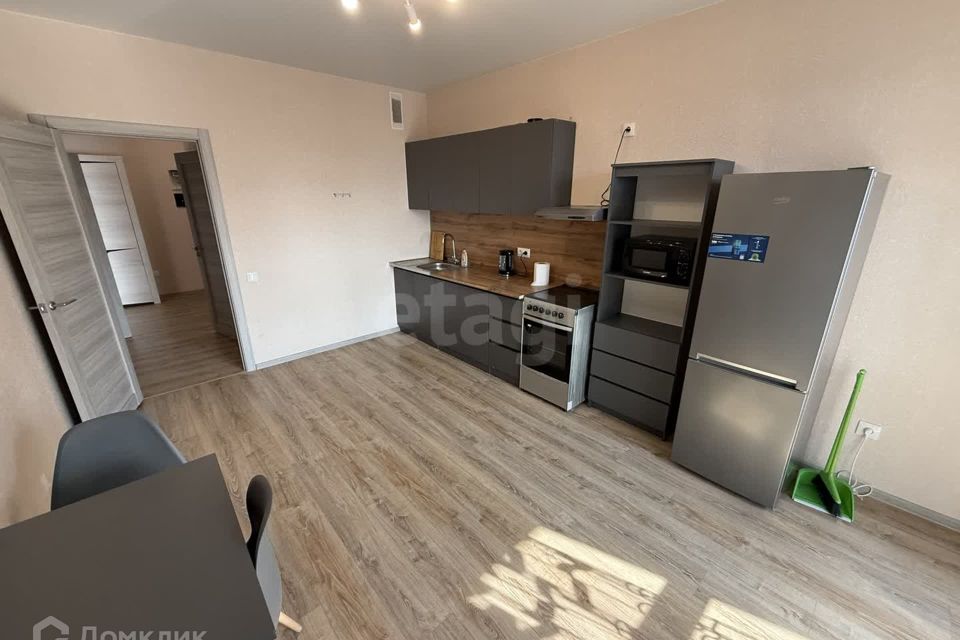 Сдаётся 2-комнатная квартира, 73.7 м²