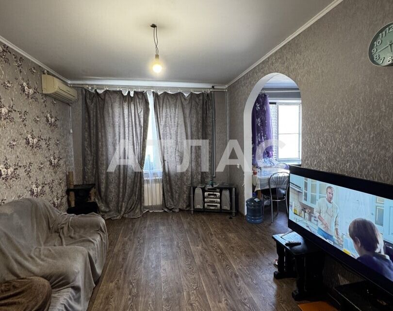 Продаётся 3-комнатная квартира, 60.4 м²
