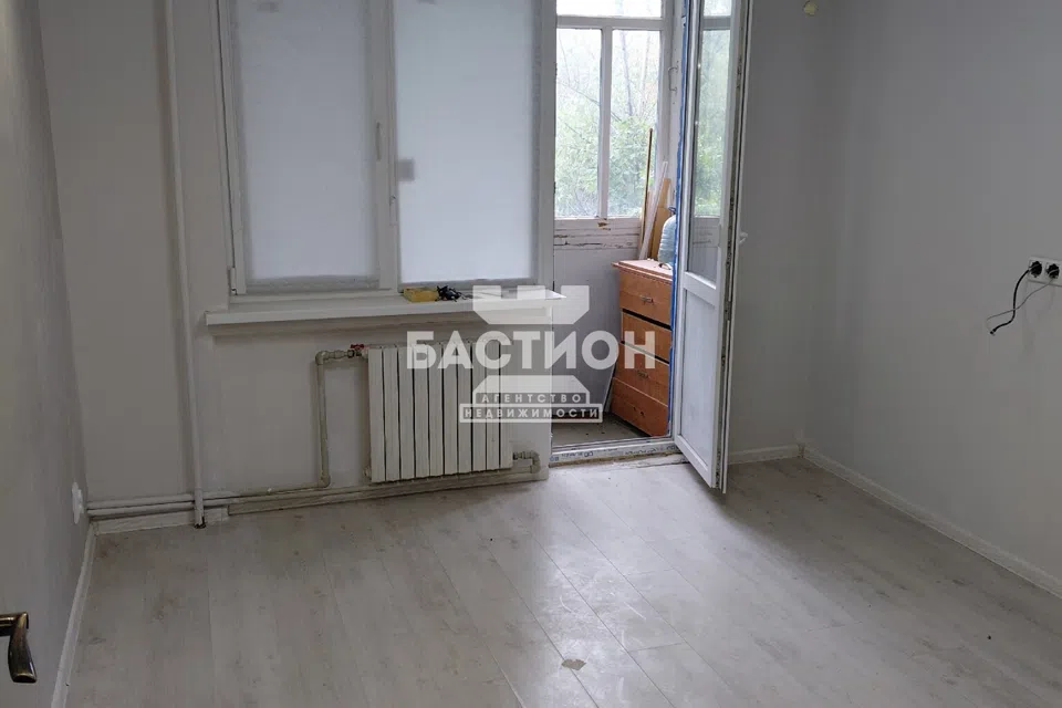 Продаётся 3-комнатная квартира, 56 м²