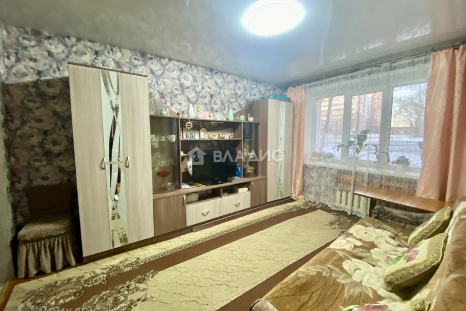 Продаётся 3-комнатная квартира, 50.7 м²