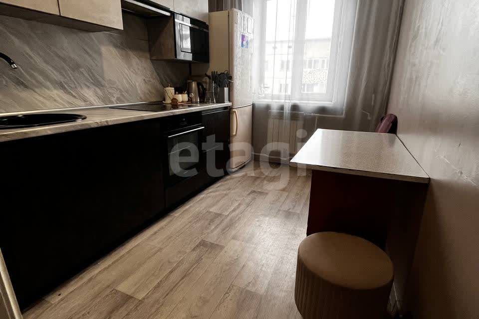 Продаётся 3-комнатная квартира, 63.2 м²