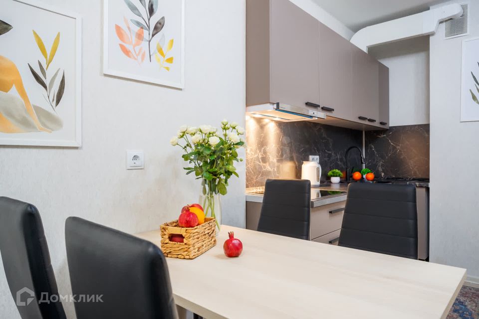 Продаётся 1-комнатная квартира, 50 м²