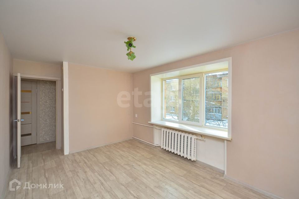 Продаётся 2-комнатная квартира, 40.3 м²