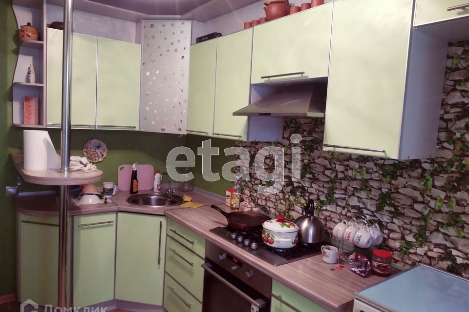 Продаётся 4-комнатная квартира, 88 м²