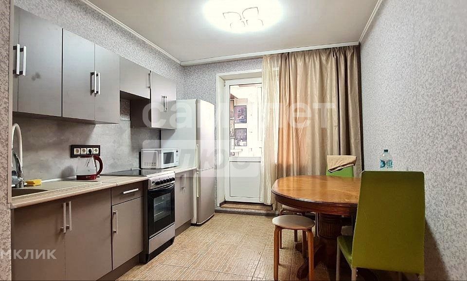 Сдаётся 2-комнатная квартира, 53.5 м²
