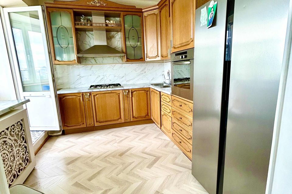 Продаётся 4-комнатная квартира, 94 м²