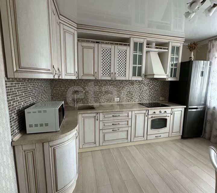 Сдаётся 3-комнатная квартира, 100 м²