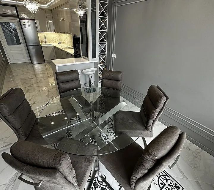 Продаётся 3-комнатная квартира, 114 м²