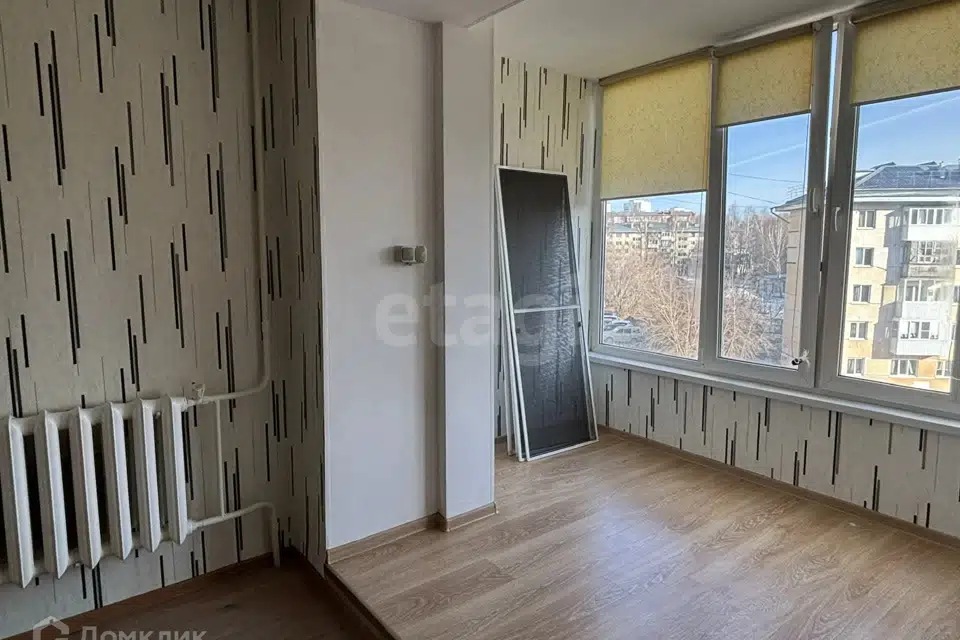 Продаётся 1-комнатная квартира, 39.2 м²