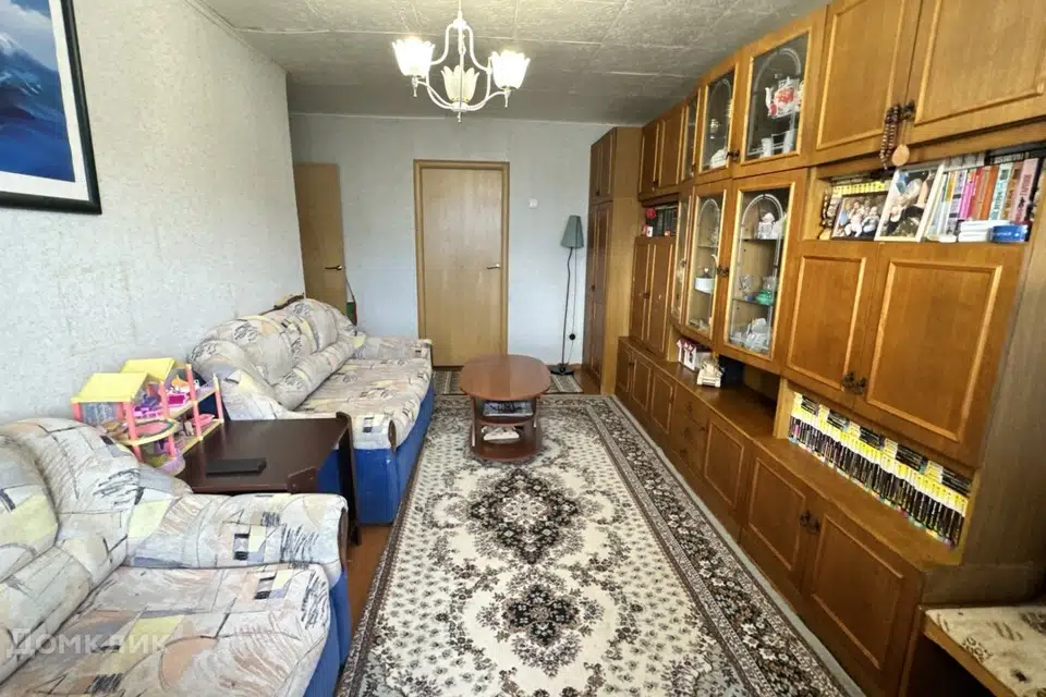 Продаётся 3-комнатная квартира, 58.6 м²