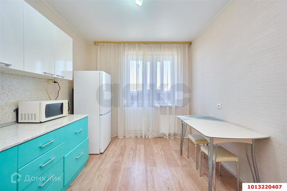 Продаётся 1-комнатная квартира, 44 м²