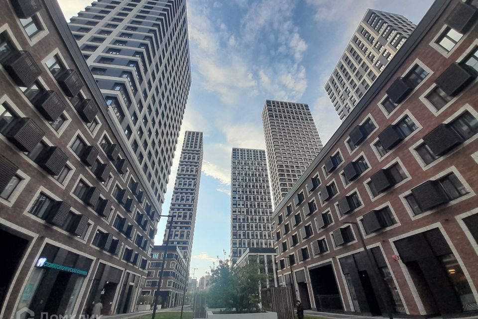 Продаётся 2-комнатная квартира, 65.2 м²