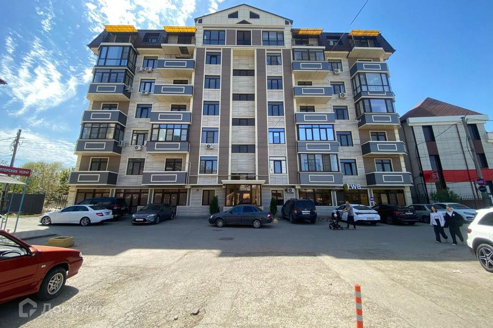 Продаётся 1-комнатная квартира, 42.3 м²