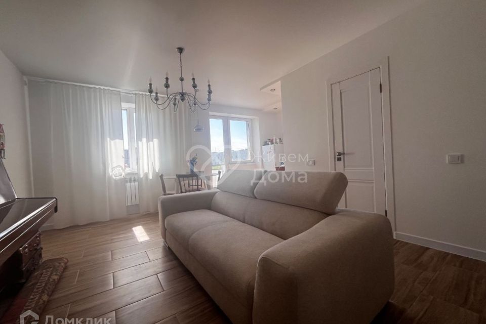 Продаётся 2-комнатная квартира, 58.2 м²