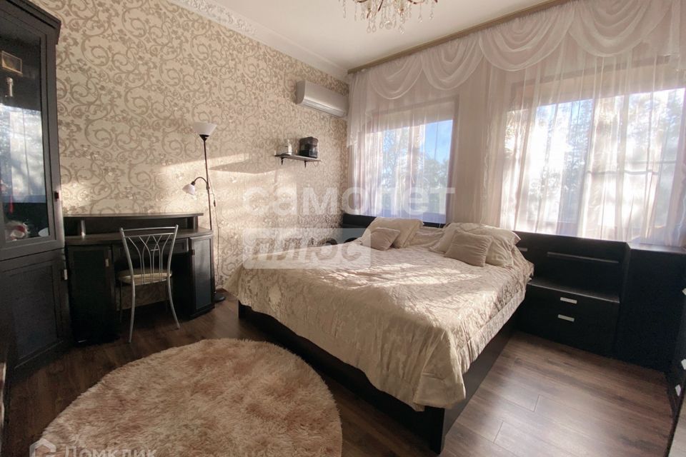 Продаётся 3-комнатная квартира, 65.4 м²