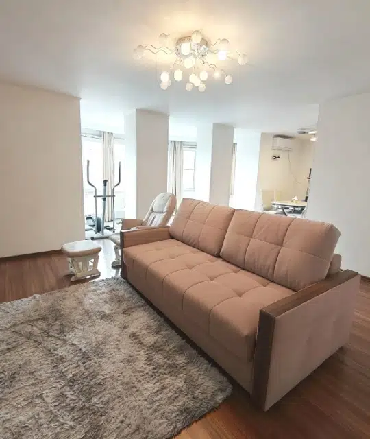 Продаётся 2-комнатная квартира, 73 м²