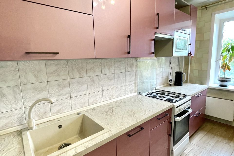Продаётся 3-комнатная квартира, 60.6 м²