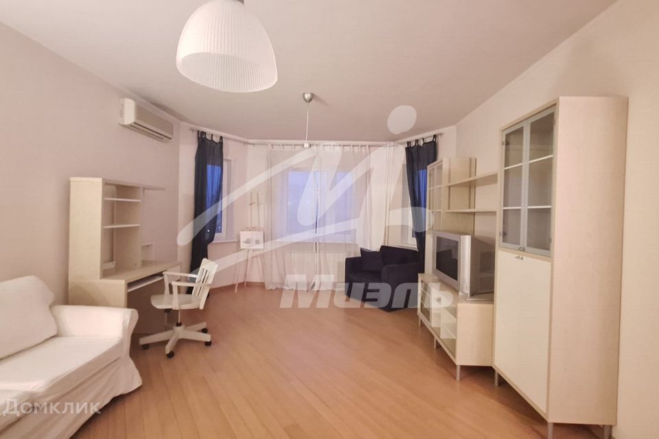 Сдаётся 1-комнатная квартира, 45 м²