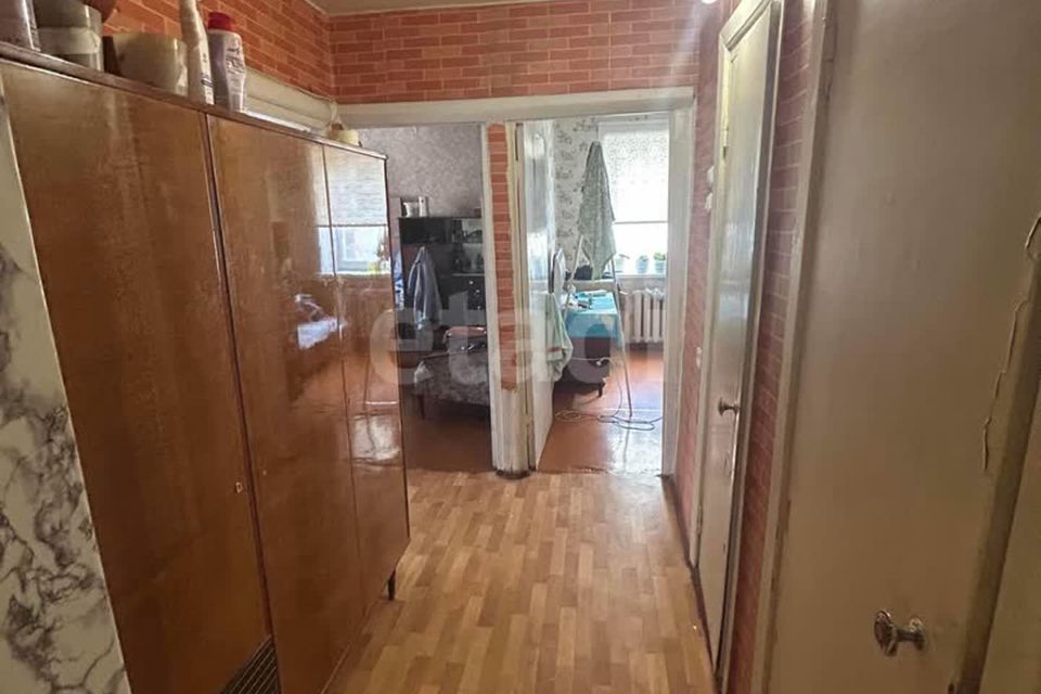 Продаётся 4-комнатная квартира, 70.1 м²