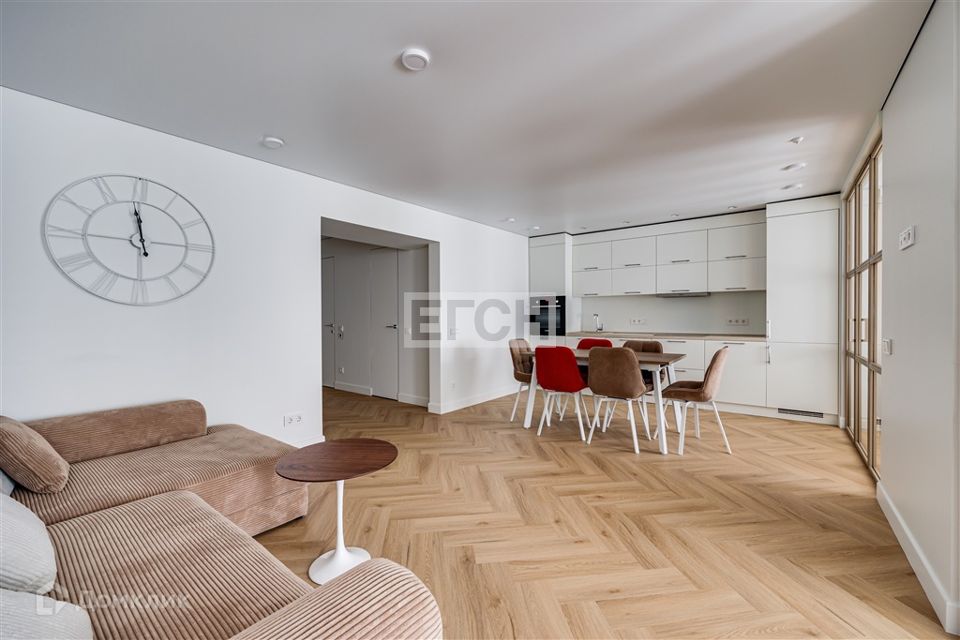 Продаётся 3-комнатная квартира, 62 м²