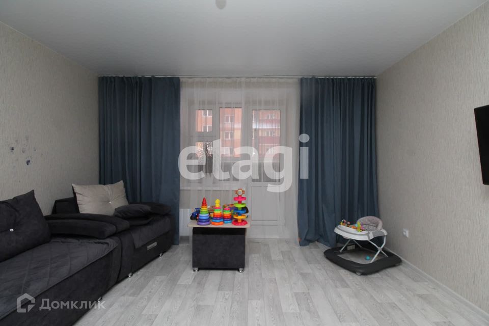 Продаётся 2-комнатная квартира, 62.3 м²