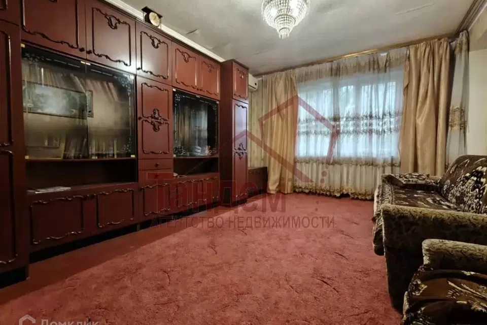 Продаётся 3-комнатная квартира, 69.6 м²
