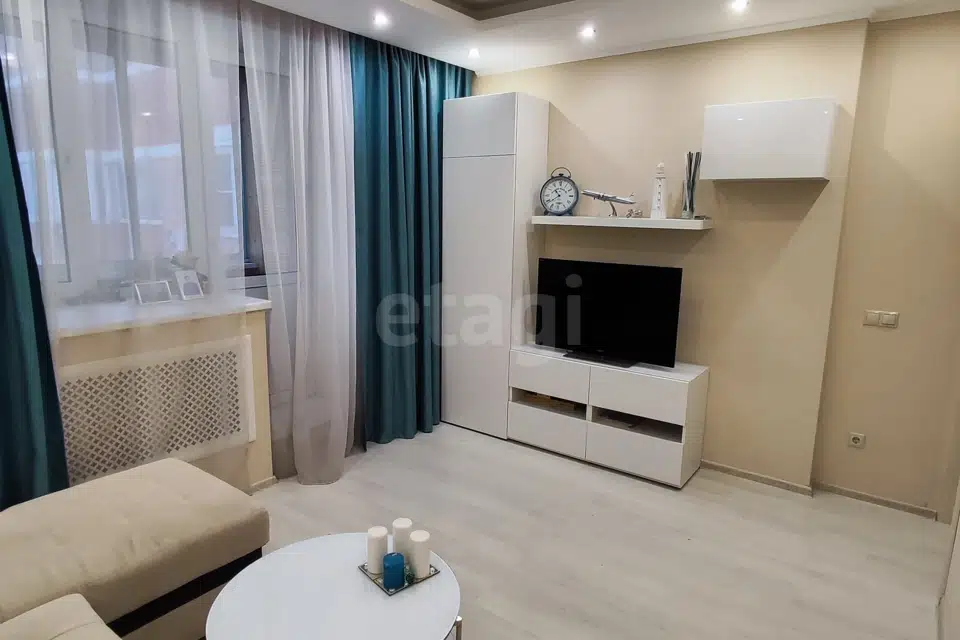 Продаётся 1-комнатная квартира, 46 м²