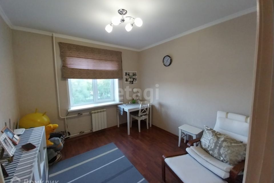Продаётся 3-комнатная квартира, 62.7 м²