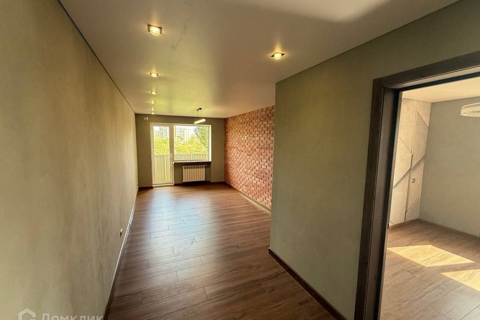 Продаётся 3-комнатная квартира, 50.3 м²