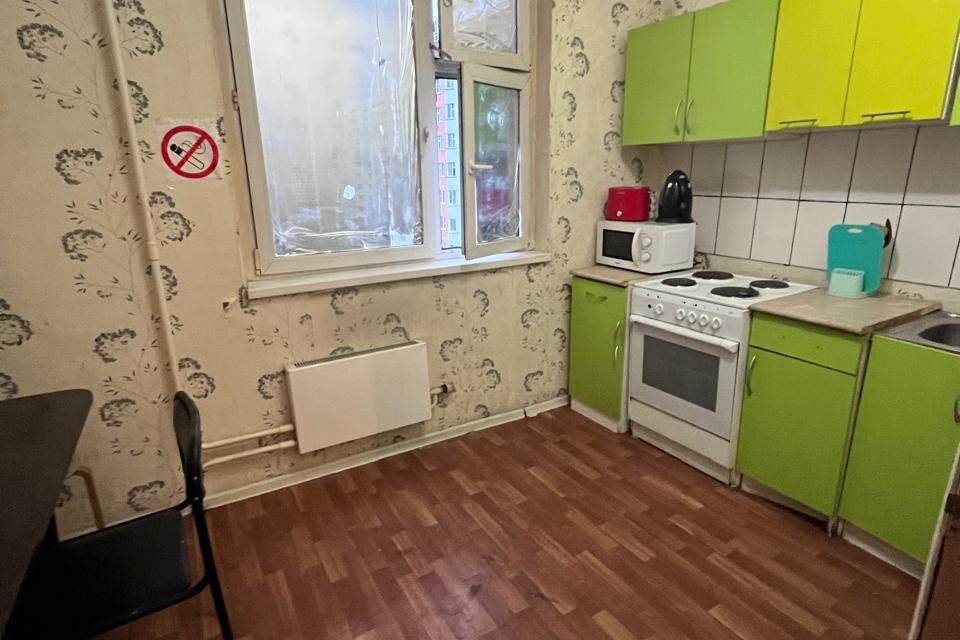 Сдаётся 1-комнатная квартира, 38 м²