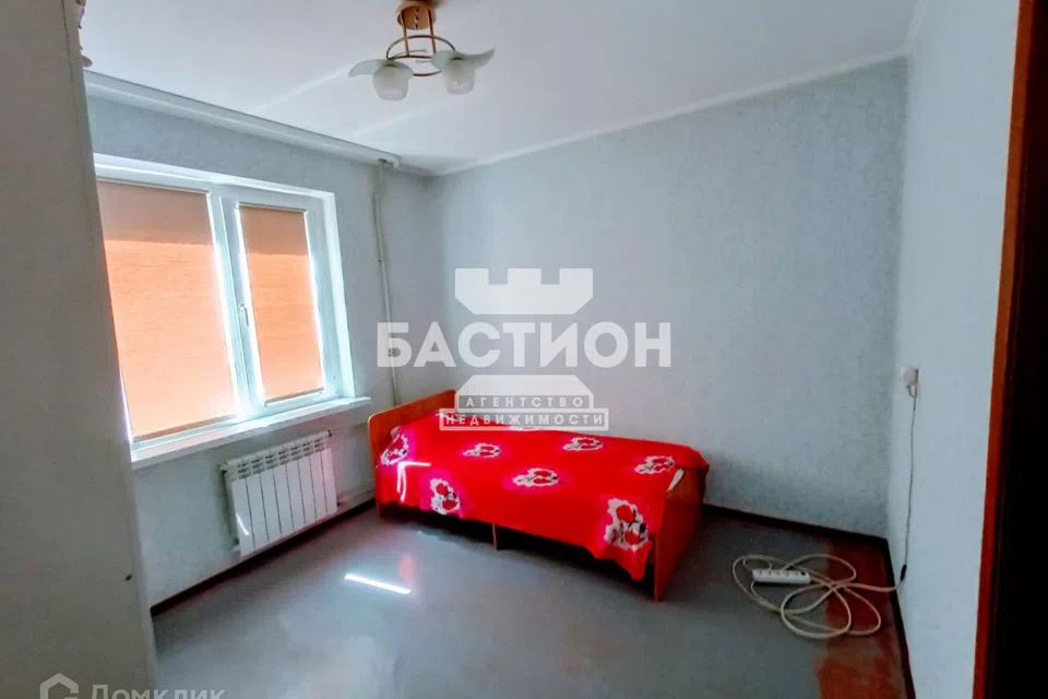 Продаётся 4-комнатная квартира, 80 м²