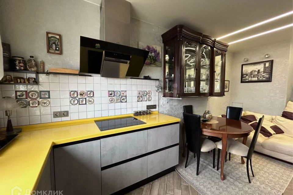 Продаётся 2-комнатная квартира, 52 м²