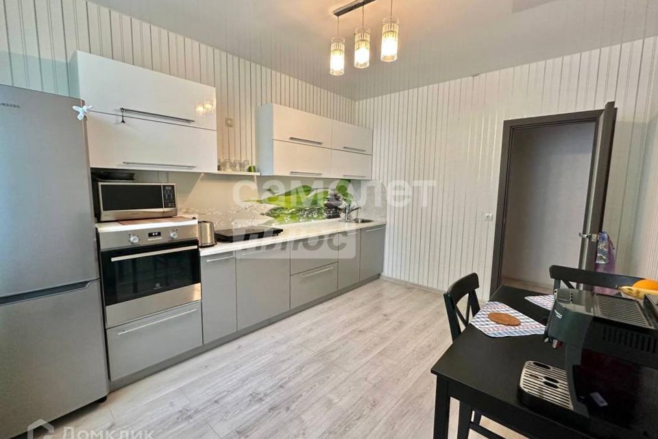 Продаётся 2-комнатная квартира, 57.5 м²