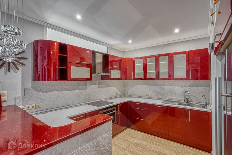 Сдаётся 3-комнатная квартира, 77 м²
