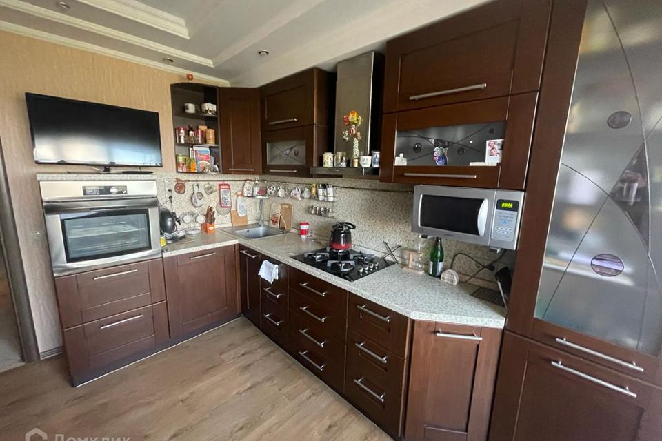 Сдаётся 3-комнатная квартира, 90.7 м²