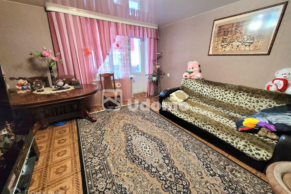 Продаётся 4-комнатная квартира, 81.6 м²
