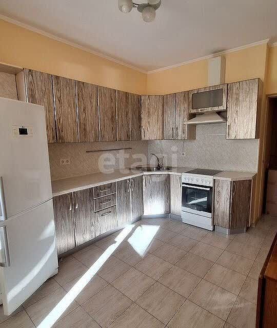 Продаётся 1-комнатная квартира, 43 м²
