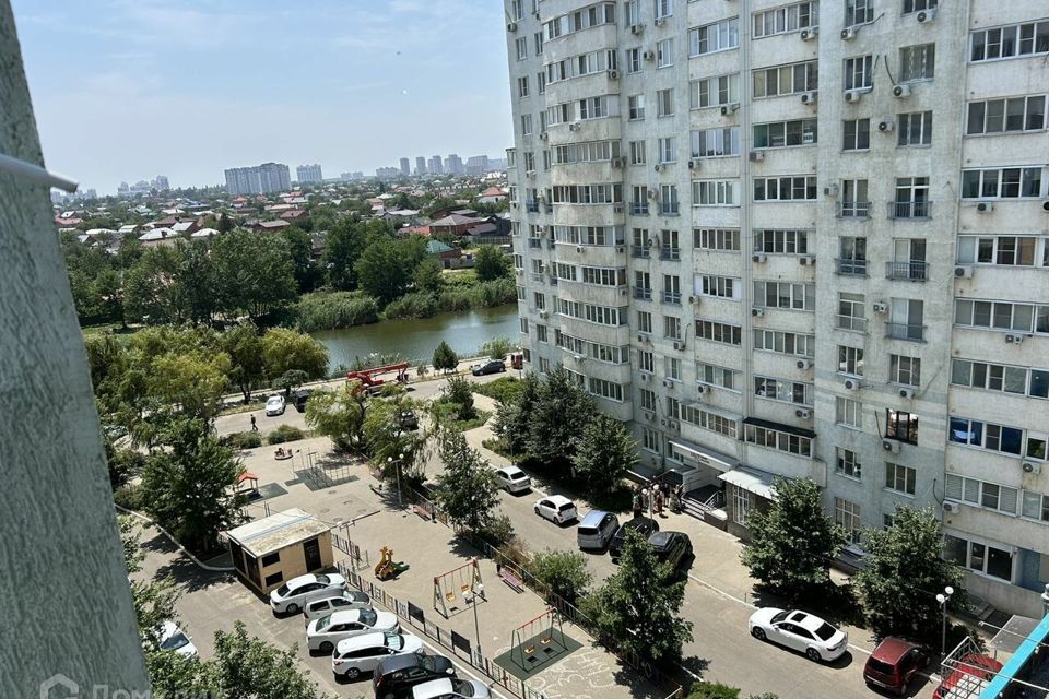 Продаётся 2-комнатная квартира, 60 м²