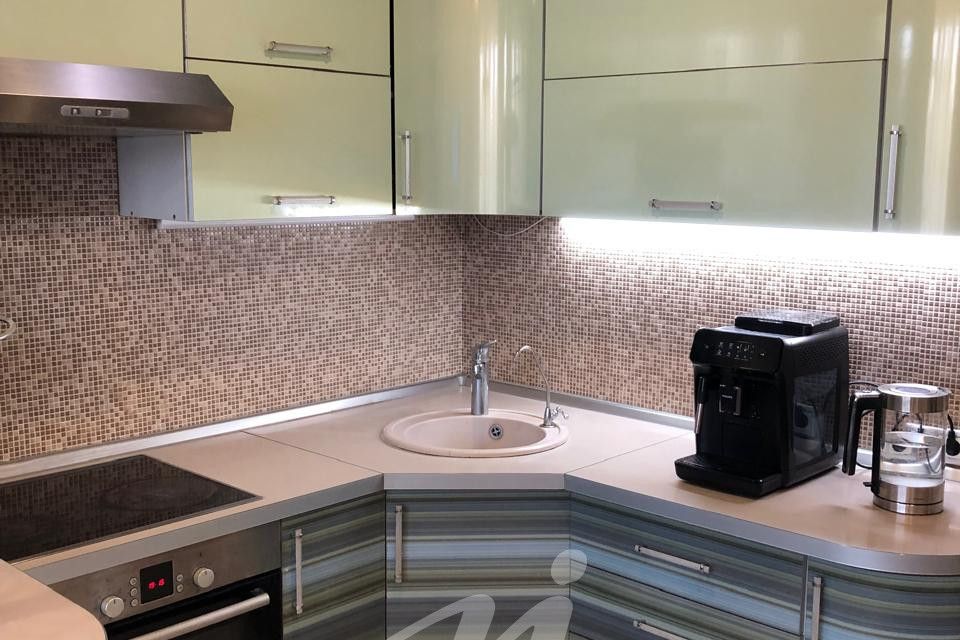 Продаётся 2-комнатная квартира, 60.1 м²