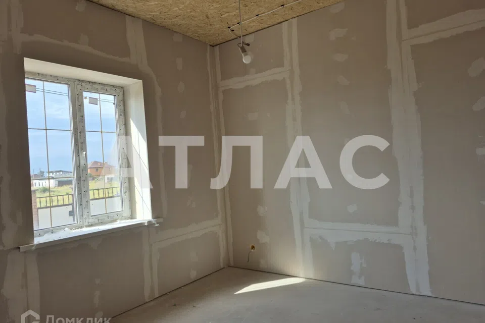 Продаётся 2-этажный дом, 285.9 м²